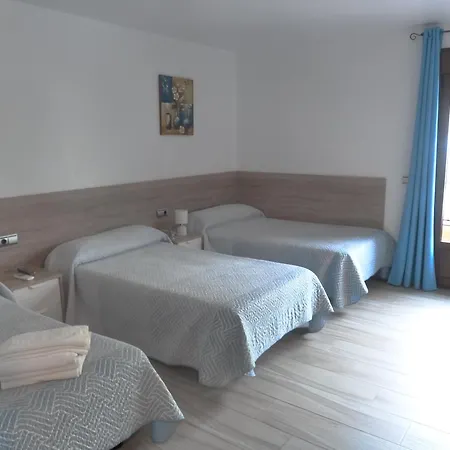 Pensionat Casa Fermina- A 2 De Pistas De Esqui